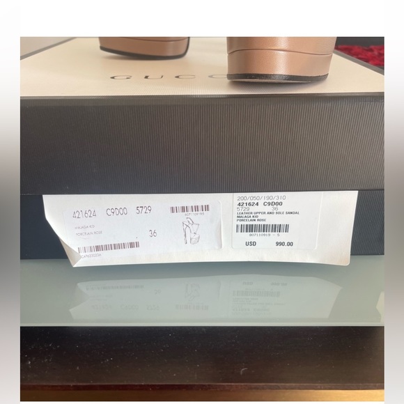 GUCCI
Malaga Kid T Strap Platform Pumps 40.5 Porcelain Rose size 6 nude - Picture 4 of 14